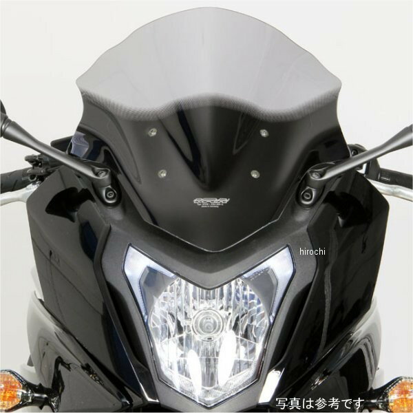 エムアールエー MRA スクリーン レーシング14年-16年 CBR650Fサイズ:幅350mm×長さ365mmカラー:ブラック素材:アクリル入り数/付属品内容:スクリーンモールグラデーション無しMRAスクリーンレーシングのトップスピードにおける空力の優位性はMOTO-GP、WSBで実証済。 レースシーン直系の空力特性は日常の街乗りやツーリングでも効果を発揮します。 中央部分が盛り上がったスクリーン形状は、前傾姿勢になった際にヘルメットをカバーし、正面から来る空気を頭上に送ることで、オートバイ自体の空気抵抗を最小限にしています。 スーパースポーツバイクにマッチするレーシーなデザインでフロントフェイスを引き締めます。4548916228911楽天 HD店　