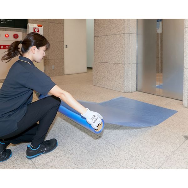 【メーカー在庫あり】 トラスコ中山(株) TRUSCO 手で切れる粘着付養生シート 幅500...