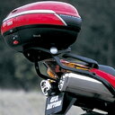 ジビ GIVI 166FZ モノラック用フィッティング06年-09年 ホンダ CBF1000F02年-07年 ホンダ VFR800装着方法:シングル対応トップケース:モノキー/モノロック対応ベース:M5ベース(90140)/M5Mベース(90110)GIVIケースシングル装着用。GIVIハードケース取付にはモノキーベースかモノロックベースと組み合わせて使用します。94013楽天 JP店　