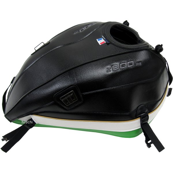 バグスター BAGSTER タンクカバー18年-22年 カワサキ Z900RS18年-22年 カワサキ Z900RS CAFE※適合型式:ZR900Cカラー:ブラック/デコ【仕様説明】・ヨーロッパのバイク文化が生んだタンクをカバーするという発想。・幅広いカラーバリエーションで、愛車のイメージチェンジに最適。・タンクの保護はもちろん、専用タンクバッグのベースとして使用可能。・マグネット式と違い、高速走行中にバッグが浮く心配は無し。※画像はタンクカバーのイメージです。※仕様変更によりバックルの色が写真と異なる場合がございます。1736F楽天 JP店