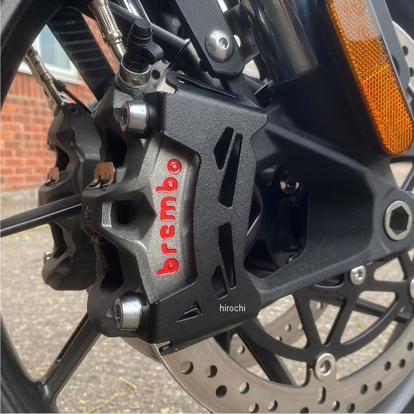 �ԥ�ߥåɥץ饹���å� Pyramid Plastics �֥졼�������ѡ������� 20ǯ-23ǯ 1290 Superduke R �ޥåȥ֥�å� 36770M JPŹ