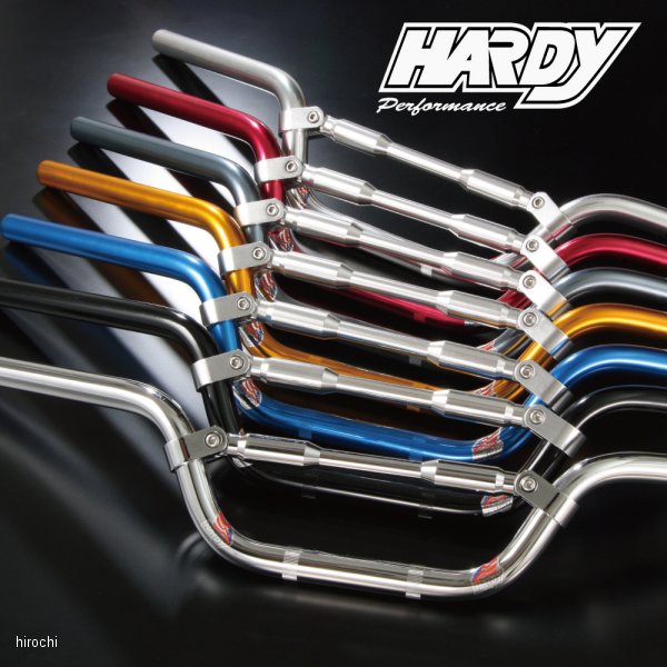 ハーディー HARDY ロードバー MEDIUM汎用タイプ:MEDIUMカラー:ガンメタパイプサイズ:外径22.2φ、内径14φ現代の多様化するバイクシーンにハンドルバーも常に進化しなければならない。ハンドルバーの性能には高剛性、振動吸収性、しなり特性などが要求される。超硬アルミスプロケット材に使用されるA7075材は剛性レベルは高いが、振動吸収性、しなり特性は材質が硬すぎてレベルが落ちてしまう。そこでHARDYロードバーは剛性、振動吸収性、しなり特性のバランスがとれたアルミA6063、4m厚のスペシャル材を採用。A7075材と比較すると硬すぎず適度なしなりと高剛性の両立を実現。更に標準装備の削り出しハンドルブレースは車体重量、加速、減速G、エンジンパワーに対応しハンドルの剛性を向上させる。また特殊アルマイト加工を施し色褪せや腐食の発生を最小限に抑えたカラーバリエーションは全6色。全ユーザーのポジショニングに合わせられるサイズは5タイプをラインナップ。名ばかりのアルミハンドルとは一線を画すHARDYロードバー。※車両により構造変更が必要になる場合があります。※汎用品のため、取り付け不可となる車種もございます。あらかじめご了承ください。HB2EGM楽天 JP店　