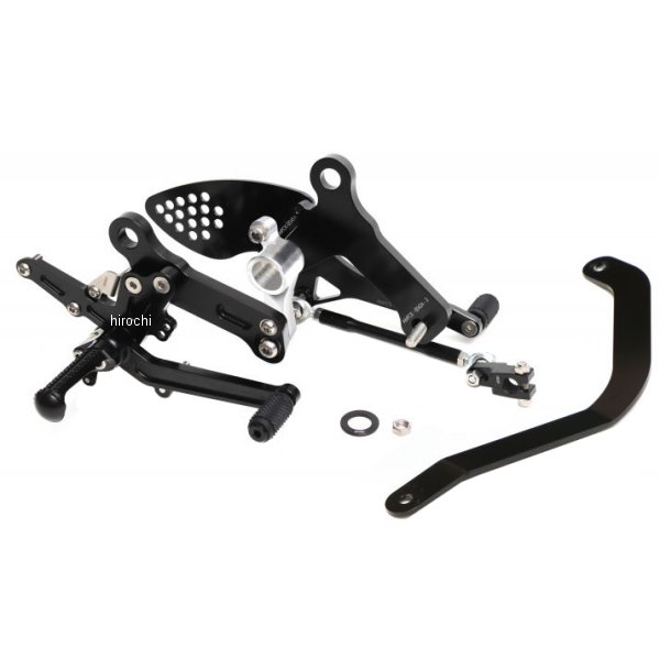 アクティブ ACTIVE バックステップ21年-22年 ホンダ GB350カラー:ブラックポジション:BACK141.8mm / UP77.2mmライダーとの一体感を高める1ポジションのバックステップ。極力装飾を抑えたシンプルで洗練された輪郭はネオクラシックマシンによく似合うシルエット。さらに精度の高い加工技術で思い通りの正確な操作性を備えています。■操作性を追求シフトリンクやブレーキアームの位置や角度を最適にすることで快適なシフト・ブレーキタッチに。エッジの効いたステップバーは切削溝が適度に食い込みスポーツライディングをサポート。■ボルトオン&純正パーツ対応純正ブレーキホース、スイッチキット使用可。■153GARAGE セパレートハンドル&トップブリッジキットとの組み合わせがオススメ。スポーツライディングに適した“カフェレーサー”の理想的なポジションを叶えます。【153GARAGEとは？】…ネオクラシックバイクが持つ雰囲気をデザインに盛り込み、自由な発想でものづくりするアクティブのオリジナルブランドです。15311002B楽天 JP店