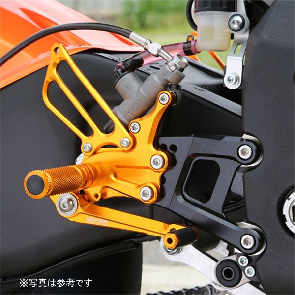 ベビーフェイス BabyFace バックステップキット19年-23年 ホンダ CBR650Rカラー:シルバー【ステップポジション】1. 27mm Back 38mm Up2. 37mm Back 38mm Up3. 47mm Back 38mm Up4. 30mm Back 50mm Up5. 40mm Back 50mm Up6. 50mm Back 50mm Up※純正オプションクイックシフター付き車用オールマイティーなCBR650Rだからこそ、様々な走行ステージを考慮して、ステップ位置を6ヶ所から選択していただけるように設計いたしました。シフトパターンは正逆ともに選択可能です。ベースプレートは全色ブラックです。002-H048SV楽天 JP店
