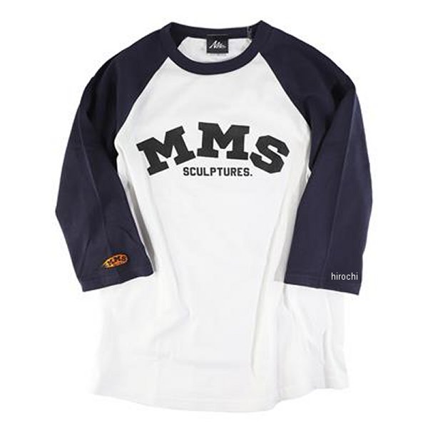 GOODS グッズ MMS RAGLAN! スリークォータースリーブ Lサイズ ホワイト/ネイビーサイズ：Lサイズカラー：ホワイト/ネイビー素材:綿 100%身丈：L/74身幅：L/55桁丈：L/67内容物：本体×1個造形師でありバイカーでもあるM&Msより+Motorcycleを意識したMMS sculputuresロゴを大胆に落とし込んだオリジナルRAGLANをリリース。ラグランTは首から脇にかけて斜めに入った切り替えで肩が動かしやすく、バイカーにとってもマストな春夏ウェアですハンドルを掴む腕になびく七分袖にはスピード感溢れるM-Scallop刺繍ワッペンを配置。薄手のシャツを羽織る春。開いた前立てから覗かせるMMS sculputures。半袖では心許ないバイカーの夏にも丁度良い七分袖で、春から秋のバイカーファッションに是非。MMS-RS015楽天 JP店