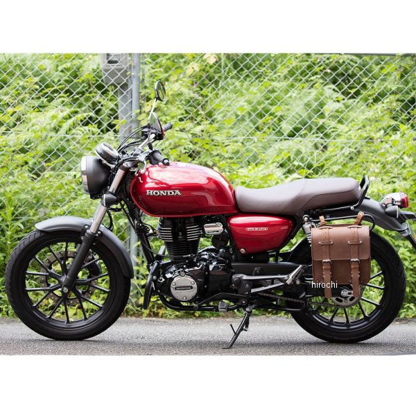 デグナー DEGNER SB-101A サドルバッグ ブラウンカラー：ブラウン素材:牛革(オイルレザー)容量:最大7Lバッグサイズ:縦29×横28×幅8.5-12(cm)付属品:取付ベルト×2、レインカバー×1容量可変式のコンパクトなバッグ。小排気量バイクにも合わせやすい。※商品写真は参考です。実際の商品と異なる場合がございますのでご注意ください。4524486113147楽天 JP店