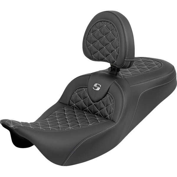 乐天商城 - 【USA在庫あり】 サドルメン Saddlemen シート ROADSOFA TRI GRIPPER W/SILVER STITCH 0801-2216 JP店
