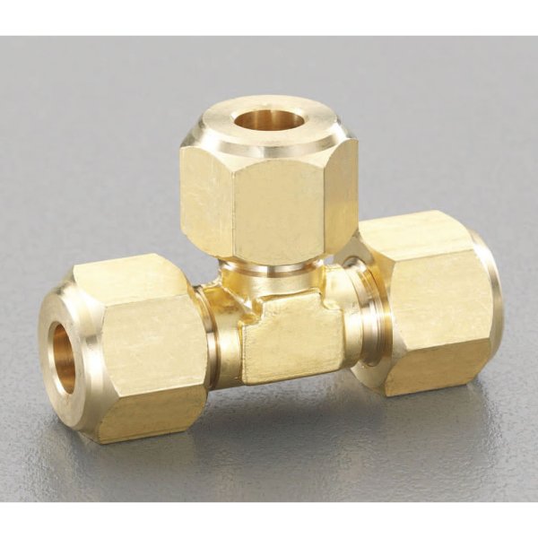 銅管サイズ：5/8"(15.88mm)ナット対辺：27mm材質：真鍮入数：1個000012050856　