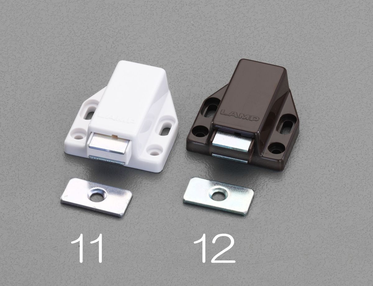 カラー：ホワイト材質：ABS、スチール吸着力：1.6kg付属品：木ねじ穴径：3.2X8mm、3.2mm、4.5mm000012024820　