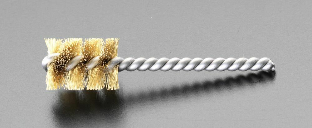 ●ブラシ材質…真鍮●全長…90mm●ブラシ長…25mm●ブラシ径…13mm●軸径…約4mmシングルねじり、シングルステム型管内のバリ取りやクリーニング、　研磨やねじ山のクリーニング等に000012075115楽天 JP店　