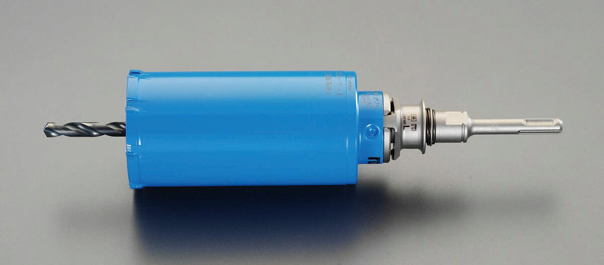 ●有効長…130mm●刃先外径…125mm●シャンク形状…SDSシャンク(L)●替シャンク…EA822A-8●用途…ガルバリウム鋼板を使用した金属系サイディング、木材、合板、プラ排水マス、塩ビパイプ、FRP等の穴あけに回転専用ポリクリックシャンクガイドバー付ガルバリウム鋼板を使用した金属系サイディングもラクラク穿孔。130mmまでの木材へ一発貫通が可能000012201155楽天 JP店　