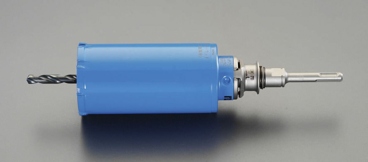 ●有効長…130mm●刃先外径…90mm●シャンク形状…SDSシャンク(L)●替シャンク…EA822A-8●用途…ガルバリウム鋼板を使用した金属系サイディング、木材、合板、プラ排水マス、塩ビパイプ、FRP等の穴あけに回転専用ポリクリックシャンクガイドバー付ガルバリウム鋼板を使用した金属系サイディングもラクラク穿孔。130mmまでの木材へ一発貫通が可能000012213206楽天 JP店　