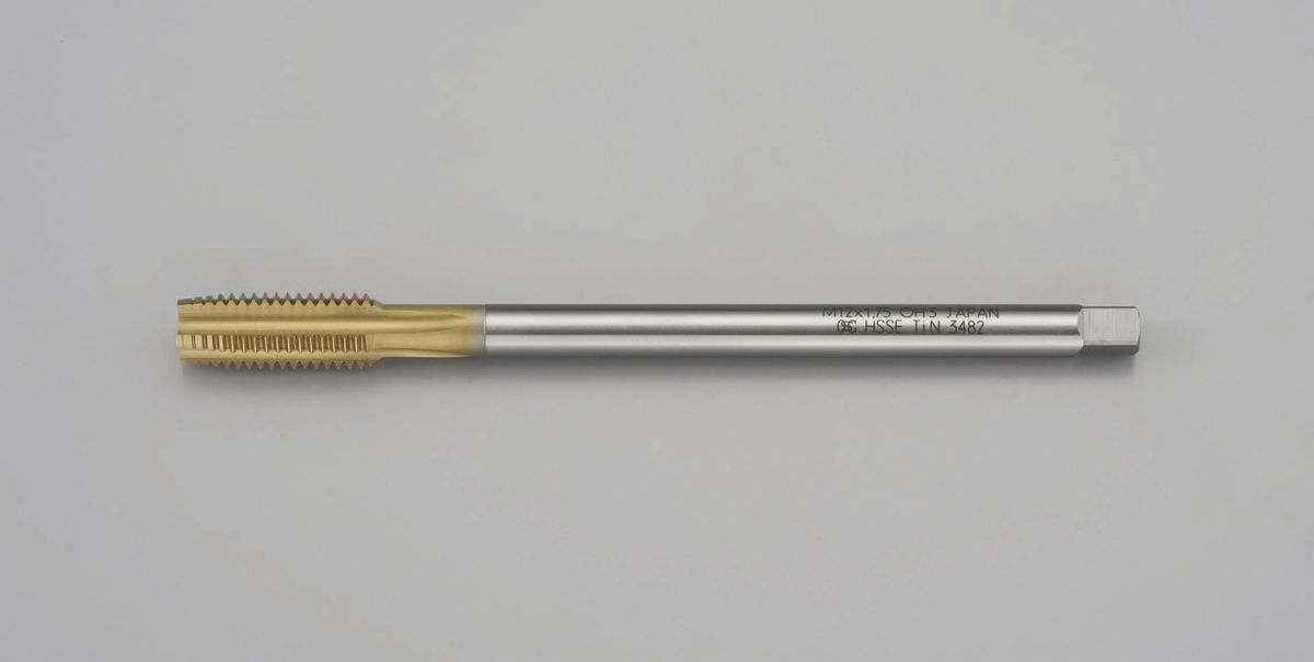 ●材質…高バナジウムハイス(HSSE)●溝数…3●呼び…M4×0.7●食付…5P●全長…100mm●シャンク径…5mm●用途…刃先強度に優れ、高硬度材に適しています。TiNコーティング(表面処理)000012214952楽天 JP店　