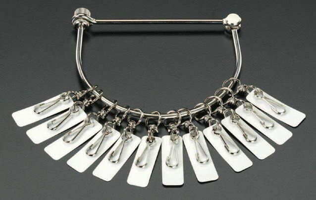 ●材質:リング:スチール、ネームプレート:合成紙●線径:4mm●プレート数:8個●リング最大幅:85mm●リング最大幅:85mm000012049957　