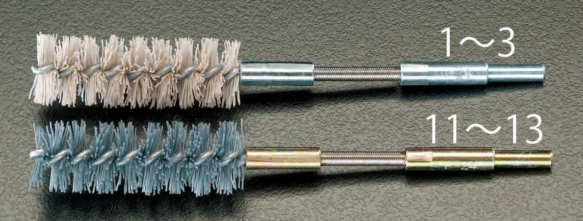 全長：172mmフレキシブルシャフト：シャンク径：6mmブラシ材質：ナイロン(研磨材含)ブラシサイズ：φ16X70(L)mm適応：アルミシリンダー000012011607　