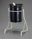 適用：丸型20L缶用サイズ：410(W)X380(D)X500(H)mm付属品：缶用ノズル缶の角度が変えられ、エンジンオイル等の小分けに便利です。写真の缶は別売りです。000012097112　