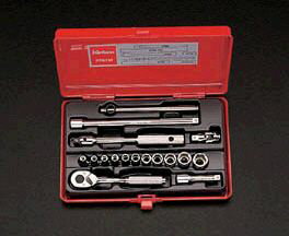 ●(セット内容)…17点●差込角…1/4”●ソケット（6角）…4・4.5・5・5.5・6・7・8・9・10・11・12mm●ラチェットハンドル…115mm●エクステンションバー…50・150mm●スピンナーハンドル…130mm●T型スライドハンドル…115mmユニバーサルジョイント　000012058205楽天 JP店　