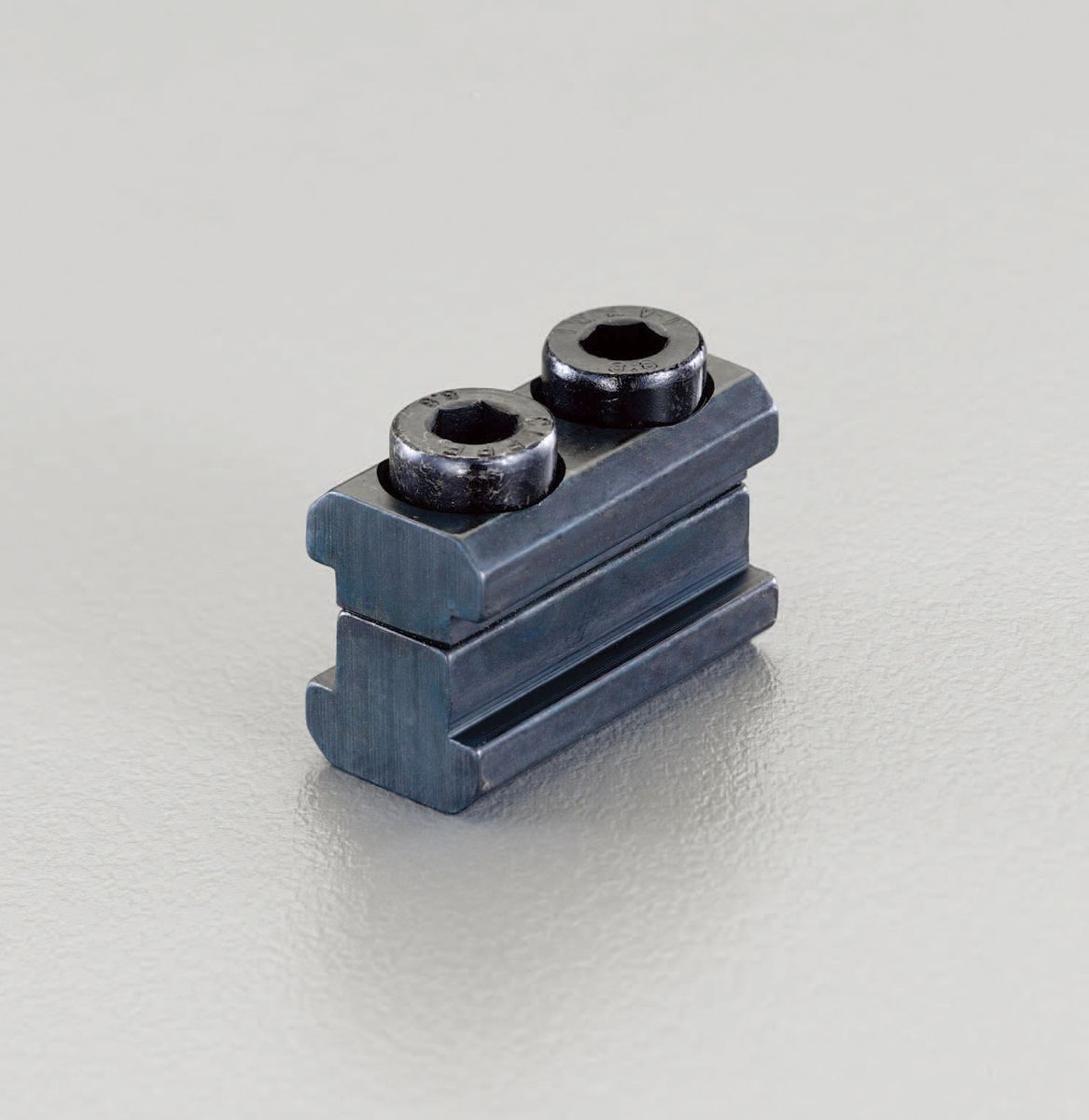 ●材質…焼入鋼●適合T溝…22●適合ねじ…M16●Bサイズ…35mm●L1サイズ…70mm000012210063楽天 JP店　