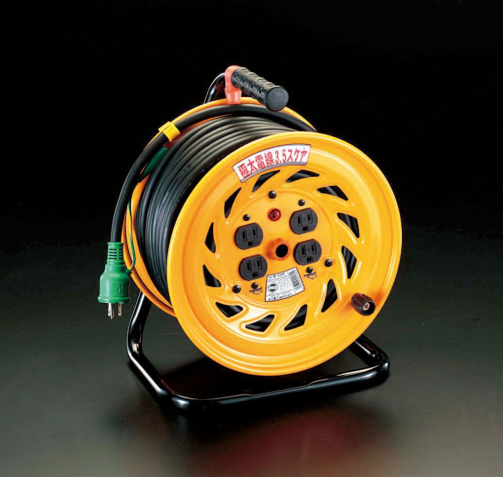 【メーカー在庫あり】 エスコ ESCO AC100V/15A/30m コードリール 極太/アース付 000012020060 JP店