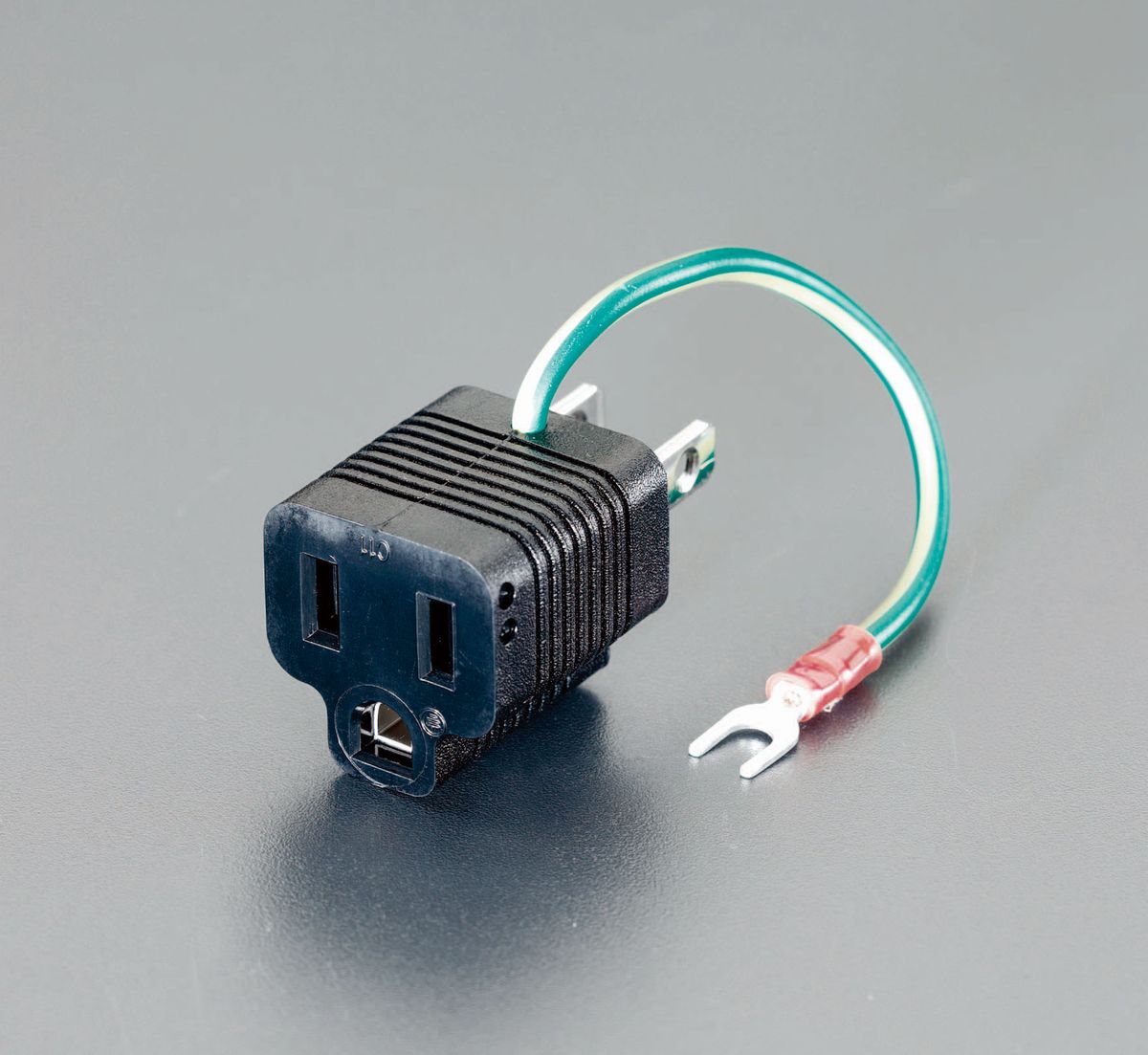 【メーカー在庫あり】 エスコ ESCO AC125V/15A アースアダプタ 耐トラッキング対応 000012201743 JP店