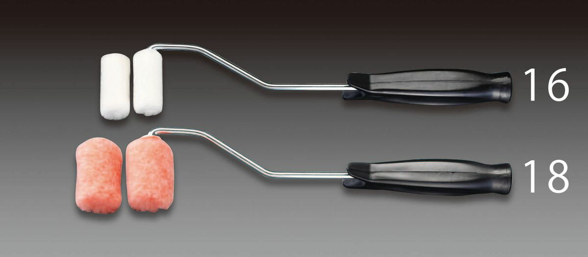 用途：パイプや隙間など、細かい部分塗りに最適毛材質：アクリル、ポリエステル混毛ハンドル材質：軸：スチール、グリップ：ポリプロピレンハンドルサイズ：48(W)X315(L)mm軸径：6mm毛幅：50mm毛丈：4mm重量：130g付属品：ローラ刷毛X2本入000012084439　