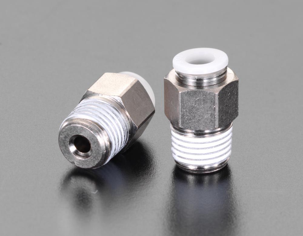 ●材質:真鍮●使用流体:空気●使用圧力:0-1MPa(0-10kgf//cm2)●使用温度:-15-60°C●チューブ外径:12mm●取付ねじ:R（PT）3/8"●入数:2個工具不要のワンタッチ継手000012002369　