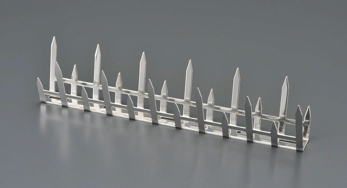 ●材質:ステンレス(SUS304)●重量:320g●板厚:1.5mm●サイズ:500×25×65(H)mm軽量で取り付け易いです。(天井付け、正面付け可能)小型で景観を損ないません。コンクリート用ネジ2本、鉄板用ネジ2本付属000012232558楽天 JP店　