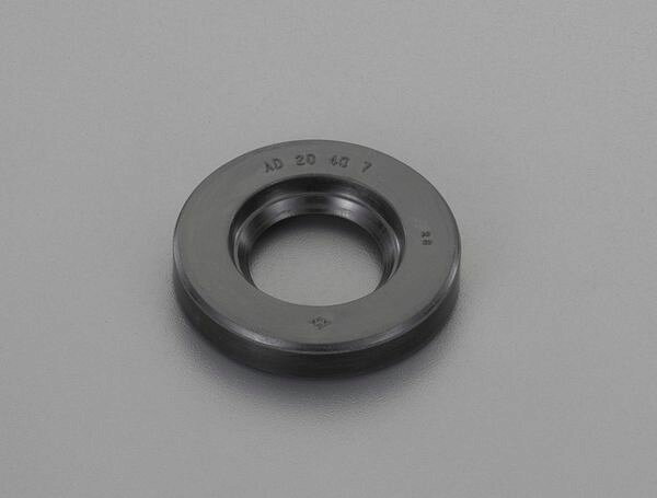 材質：シール体：ニトリルゴム、金属環：冷間圧延鋼板、ばね：硬引鋼線適用温度：-25℃〜120℃軸径(mm)：16外径(mm)：28厚み(mm)：7入数：1枚タイプ1(JIS B2402)耐油、耐摩耗性EA423TA-16楽天 JP店　