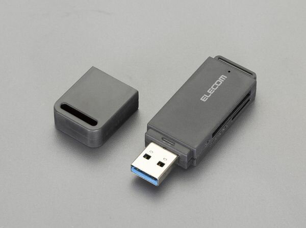 インターフェイス：USB3.0(USB2.0インターフェース接続時は、USB2.0互換で動作)最大転送速度：USB3.0スーパースピード/5Gbps(理論値)、USB2.0ハイスピード/480Mbps(理論値)コネクタ形状：USB[A](オス)×1スロット数：2 対応メディア(SDメモリカード)：SD(HighSpeedサイズ：71(W)×21.7(D)×10.0(H)mm重量：12gEA764A-40B楽天 JP店　