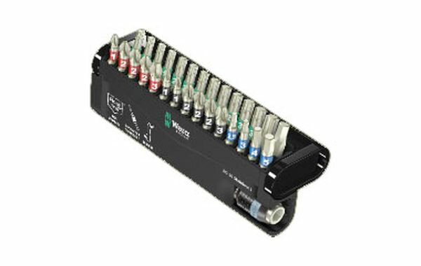 <セット内容>:30点ビットホルダー:50mm(六角対辺1/4”)(＋)ビット:#1、#2(3本)、#3TORXビット:T10(2本)、T15(2本)、T20(3本)、T25(3本)、T30(2本)、T40Hex-Plusビット:2.5・3・4・5・5.5mmポジドライブビット:#1(2本)、#2(3本)、#3ビット全長:25mm識別カラー付EA611BJ-130A楽天 JP店　