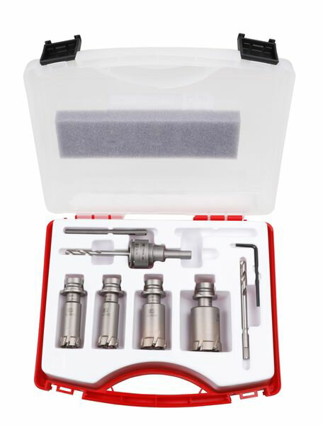 付属品：パイロットドリル×2本、アーバー、コア押し出し棒入数：4本刃先径：22mm(2本)・28mm・34mm有効長：35mm(鋼板の場合は板厚12mmまで)回転専用板厚12mmまでの鋼板・鋳鉄・ステンレス板の穴あけ作業に35mmまでの樹脂材料および複合材料などへの穴あけ作業にEA822E-202楽天 JP店　