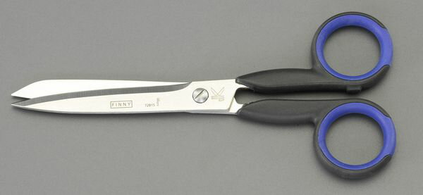 頑丈な先端で重めの素材もカットできます。刃：デュラスチール全長：150mm刃長：70mm000012288963楽天 JP店　