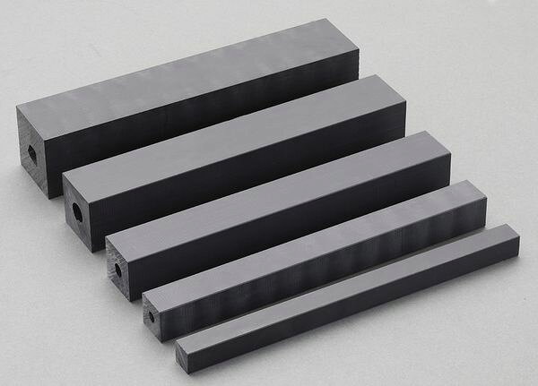 サイズ(mm)：25×25×500(L)材質：ポリ塩化ビニール重量(g)：380当て材、緩衝材として使用できます。入数：1本EA441EG-25楽天 JP店　