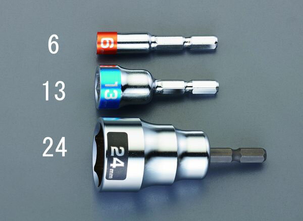 外径(mm)：29.5全長(mm)：70対辺(mm)：22六角サーフェイス6ポイント各種ボルト・ナットや六角ネジの着脱に適しています。18Vインパクトドライバー対応六角シャンク：1/4\"入数：1本EA612BF-22楽天 JP店　