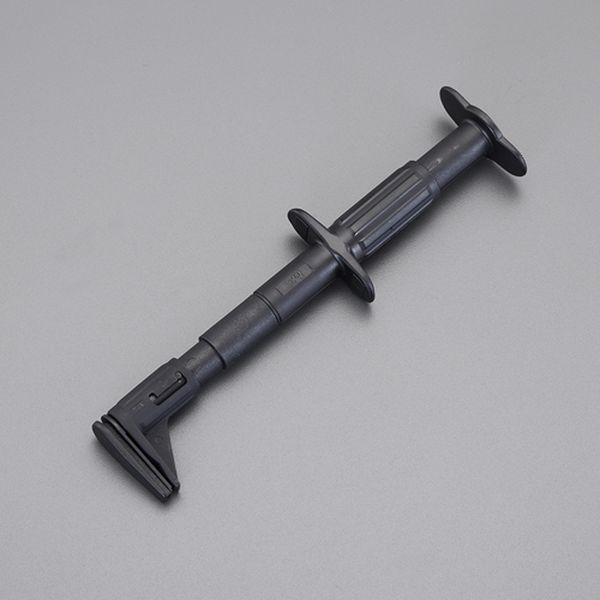 最大開口：30mm全長：152mm定格電圧：600V定格電流：5Aプラグ径：φ4mm色：黒重量：41g安全で迅速に電圧測定をサポート六角ナットをつかむことができます入数：1個EA707NC-71楽天 JP店　