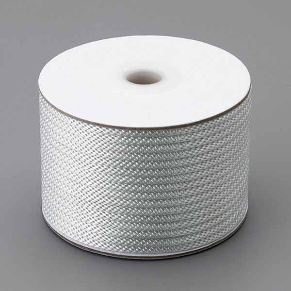 ロープサイズ：φ3mm×50m引張強度：1.37kN構造：金剛打ち材質：ナイロン柔軟で扱いやすく、耐摩耗性・耐摩耗性に優れています。金剛打ちの為、切り口がほつれません。エンジンスターター用ロープに最適です。入数：1巻000012333558楽天 JP店　