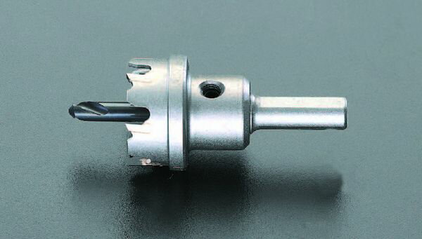 メーカー：ミヤナガ型番：278049回転専用鋼板、ステンレス板から合成樹脂まで切削する切れ用途：板厚4mmまでの鋼板、ステンレス板、銅板、アルミ板など穴あけ材質：センタードリル：コバルトハイス、超硬チップ付刃先径：49mmシャンク径：10mm刃数：10枚有効長：4mm入数：1個000012339537楽天 JP店