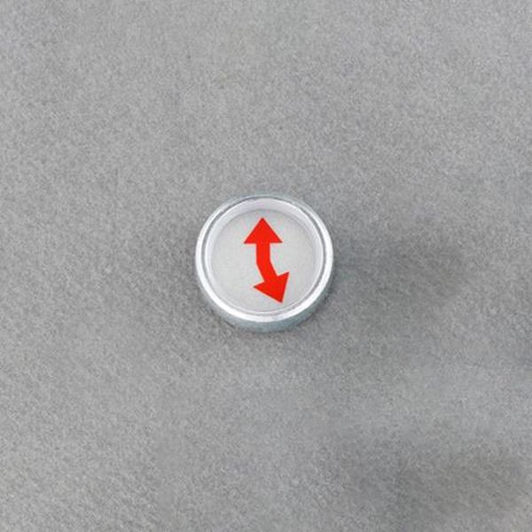 ●サイズ…φ25×70mm●材質…ピン：S20Cプラスチック：ポリカ樹脂（高温、衝撃に強い）銘板：反射板(3M587)銘板色：耐候性インク●入数…1個●電気用●埋設管の維持・管理ができる。●反射板を使用しているので、夜間でも確認しやすい。●銘板に耐候性インクを使用しているので長期の使用に耐える。●他工事の事故防止ができる。EA949CC-33楽天 JP店