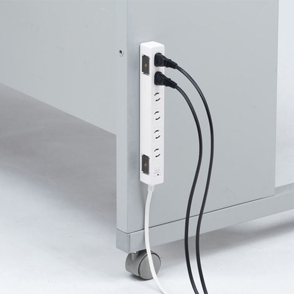 【メーカー在庫あり】 エスコ ESCO 3m タップ (6口/2P/マグネット付/雷ガード) EA815GM-403 JP店