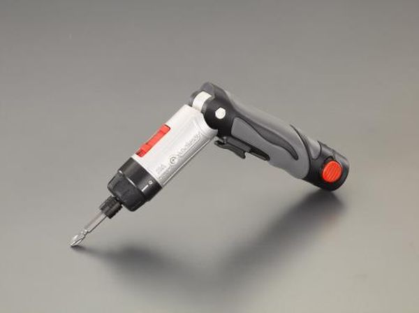 ●仕様…標準セット●用途…ねじ・ボルトの締付け作業に●最大トルク…3.9N・m●回転数…高速：450回/分低速：220回/分●バッテリー…リチウムイオン(3.6V/1.5Ah）●充電時間…1時間●チャック能力…六角軸：6.35mm●本体サイズ…(W)283×(D)43×(H)48mm●重量…530g（バッテリー含む）●付属品…No.2＋ビット、充電器、バッテリー×各1個、ケース●2段変速(高速・低速)、15段調整式クラッチ●本体は作業シーンに合わせてストレートタイプとピストルタイプに変更する事ができます。●※溝までの距離13mm仕様のビットは使用できませんEA813SA-1A楽天 JP店