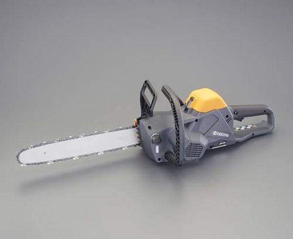 ●仕様…セット(充電器・バッテリー付)●有効切断長…350mm●バッテリー…18V(リチウムイオン5.0Ah)●充電時間…84分●サイズ…227×778×224(H)mm●重量…3.7kg●付属品…チェンオイル、ガイドバー、ソーチェン、チェ...