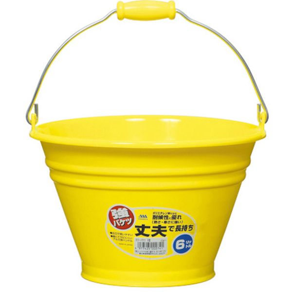 ・広口タイプで使いやすく、軽くてサビにくいアルミハンドル製です。・現場、洗車用等に。・容量(L)：6・間口(mm)：290・高さ(mm)：185・色：イエロー・熱さ、寒さに強い・丈夫で長持ちするバケツ・本体：ポリエチレン・ハンドル：アルミ・生産国 日本・JANコード 4977425002741・質量 360g・コード：334-8141 ・品目：002741002741楽天 JP店　