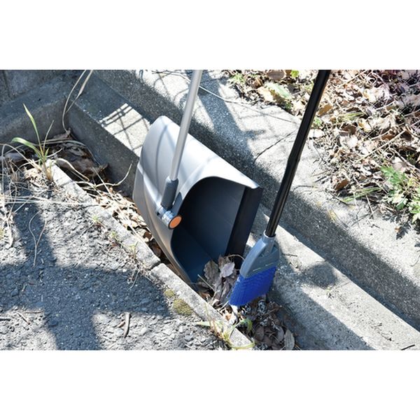 【メーカー在庫あり】 2WAYちりとり ダークグレー TWT-DGL 全長：660/678mm 幅：272/121 ポリプロピレン製 146151 JP店