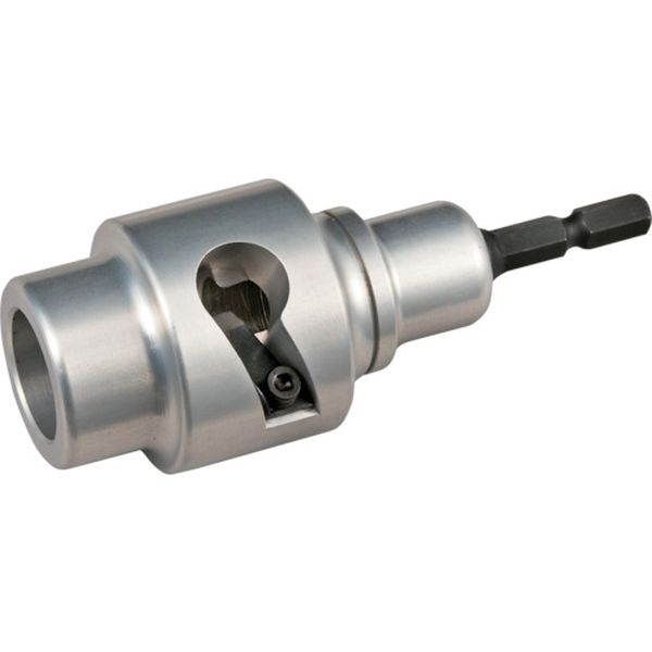 ・充電ドライバーにセットしてCVケーブルを差し込み回転させるだけで被覆がはがせます。・誰でも簡単、しかも精度は一定に保てます。・替刃式(交換替刃：別売ムキソケ替刃「DK-MSBM：1枚入」、「DK‐MSBM3：3枚入」)・ラチェットドライバーハンドルに装着し手回しでも使用可能です。・CV・CVTケーブルの被覆はがし。・全長(mm)：100・剥き幅(mm)：26・適応ケーブルサイズ：100mm［［の2乗］］)・対応インパクトドライバー：14.4V〜・本体：アルミ・刃：スチール・ビットが抜けないことを確認してからご使用下さい。・トーションビットは折れやすいので使用しないで下さい。・本製品には通電性がありますので、感電に注意して下さい。・安全保護の為、使用時及び刃の交換時には、保護メガネ・作業手袋を着用して下さい。・生産国 日本・JANコード 4975364164063・質量 139g・コード：825-2675 ・品目：DKMS100CLDK-MS100CL楽天 JP店