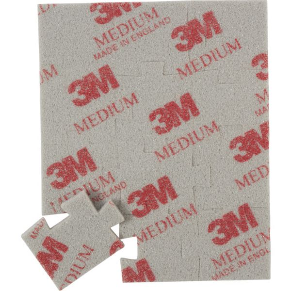 【メーカー在庫あり】 SPONGEJIGM スリーエム 3M ジグソーパズル型スポンジ研磨材 中目 (1枚＝1PK) SPO..