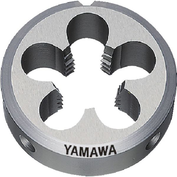 ・ダイスの振れ精度を向上させたソリッドダイスです。・高速度工具鋼(HSS)を採用し、安定した加工を実現しました。・面取り部にマークされている面が(表面)です。・加工方向を識別しやすくなっています。・加工基準面となる(裏面)は、ホルダ装着時、端面が密着するように沈みを設けました。・ソリッドダイスのため、ねじ調節が不要です。・調整式ダイスに比べ、ダイス外径の精度が向上しています。・調整式ダイス特有の問題をクリアしたことにより、精度の高いおねじ加工を実現しました。・おねじ加工用。・被削材：低炭素鋼、中炭素鋼、黄銅、黄銅鋳物、アルミ圧延材、アルミ合金鋳物に。・呼び寸法：M64・ピッチ(mm)：3・外径(mm)：100・厚さ(mm)：30・加工ねじ：メートルねじ・精度：2級・切りくず穴数：8・食い付山数：2.5P・表面処理：ノンコーティング・高速度工具鋼(HSS)・生産国 日本・JANコード 4582639505843・質量 707g・コード：215-3771 ・品目：DM64X3100D-M64X3-100楽天 JP店