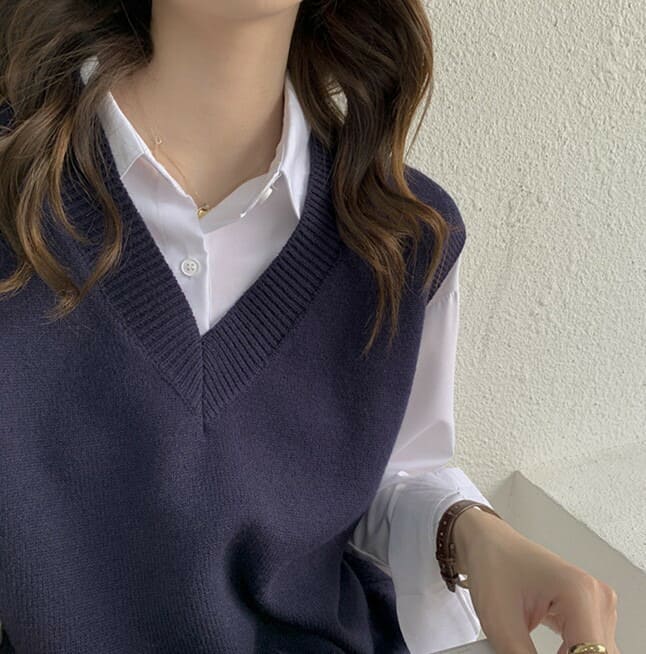 Rakuten - スクールベスト 男女兼用 制服ベスト Vネック 無地 薄手 春 秋 セーター 学生服 高校 中学 学校 通学 可愛い レディース 10代 20代 シンプル