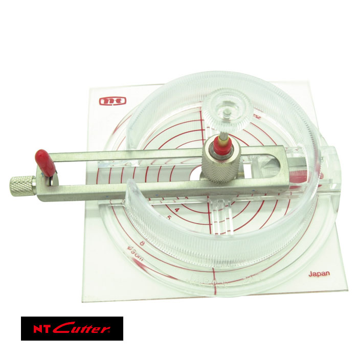 NTカッター　iC-1500P　紙などの薄物用円切りカッター。中心にピン穴をあけずにきれいな円（直径1.8〜1..