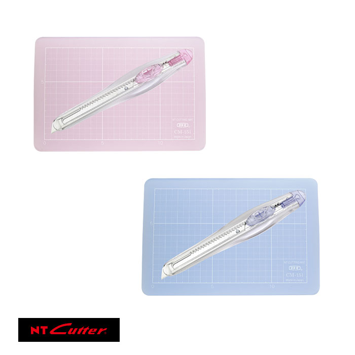 NTカッター SET-AM350P 曲線美A型カッターと、カッティング作業には欠かせないミニカッティングマット(10×15cm)のセット。本体は刃折具内蔵。雑誌...