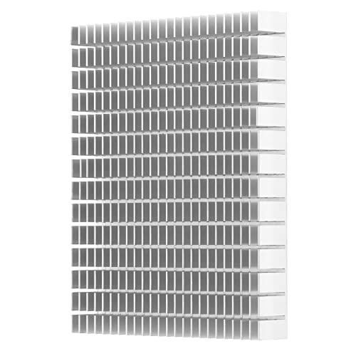 Zerodis ヒートシンククーラー ヒートクーリングフィン 放熱板 150x120x20mm アルミニウム 取り付け簡単 軽量 クイッククーリング CPU パワーアンプ PCBボード (白)・[クイッククーリング] ヒートシンク 150mmとアルミヒートシンク採用で、電子部品の過熱を即時抑制。高性能な冷却フィンが熱を迅速放散し、長時間動作でも安定。家庭用PCや小型サーバーでの連続使用（シーン1）、高負荷な産業機器の発熱対策（シーン2）に最適。パワーアンプ・CPU。・[スマートデザイン] ラジエーターフィンと冷却フィンの最適配置で接触面積を最大化。空気流れを制御する設計が放熱効率を向上。オフィス内のネットワーク機器（シーン1）、屋外監視カメラの温度管理（シーン2）で過熱防止。PCBボード・ミニヒートシンク。・[耐久性素材] 陽極酸化処理済みアルミヒートクーリングフィンで耐食・耐摩耗性を実現。軽量設計ながら頑丈で、振動環境にも対応。工場の制御盤（シーン1）、車載電子機器（シーン2）での信頼性向上。チップヒートシンクとして長寿命を保証。小型ヒートシンク・放熱板。・[多様な用途] ヒートシンククーラーとしてCPU冷却やパワーアンプ放熱に対応。ハイパワー負荷下でも性能維持。家庭オーディオ機器（シーン1）、研究用ラボ装置（シーン2）での安定運用を支援。幅広い互換性で設置自由度アップ。ラジエーターフィン・冷却フィン。・[簡単取付] コンパクトサイズのミニヒートシンクで工具不要の簡単装着。軽量設計が作業時間を短縮。DIYプロジェクト（シーン1）、保守作業中の交換（シーン2）に省力化を提供。小型ヒートシンクとしても即時導入可能。ヒートシンク アルミヒートシンク。ブランド: Zerodisメーカー: Zerodis型番: Zerodis94hs1kwyvi-13